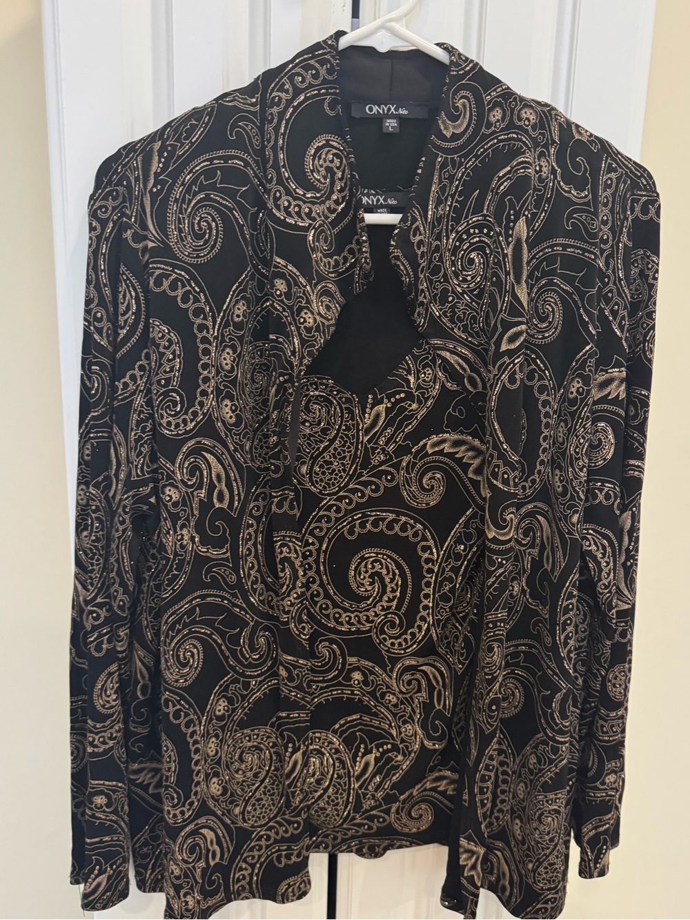 ONYX Gold / sparkly Paisley-Print Black women’s ensemble.